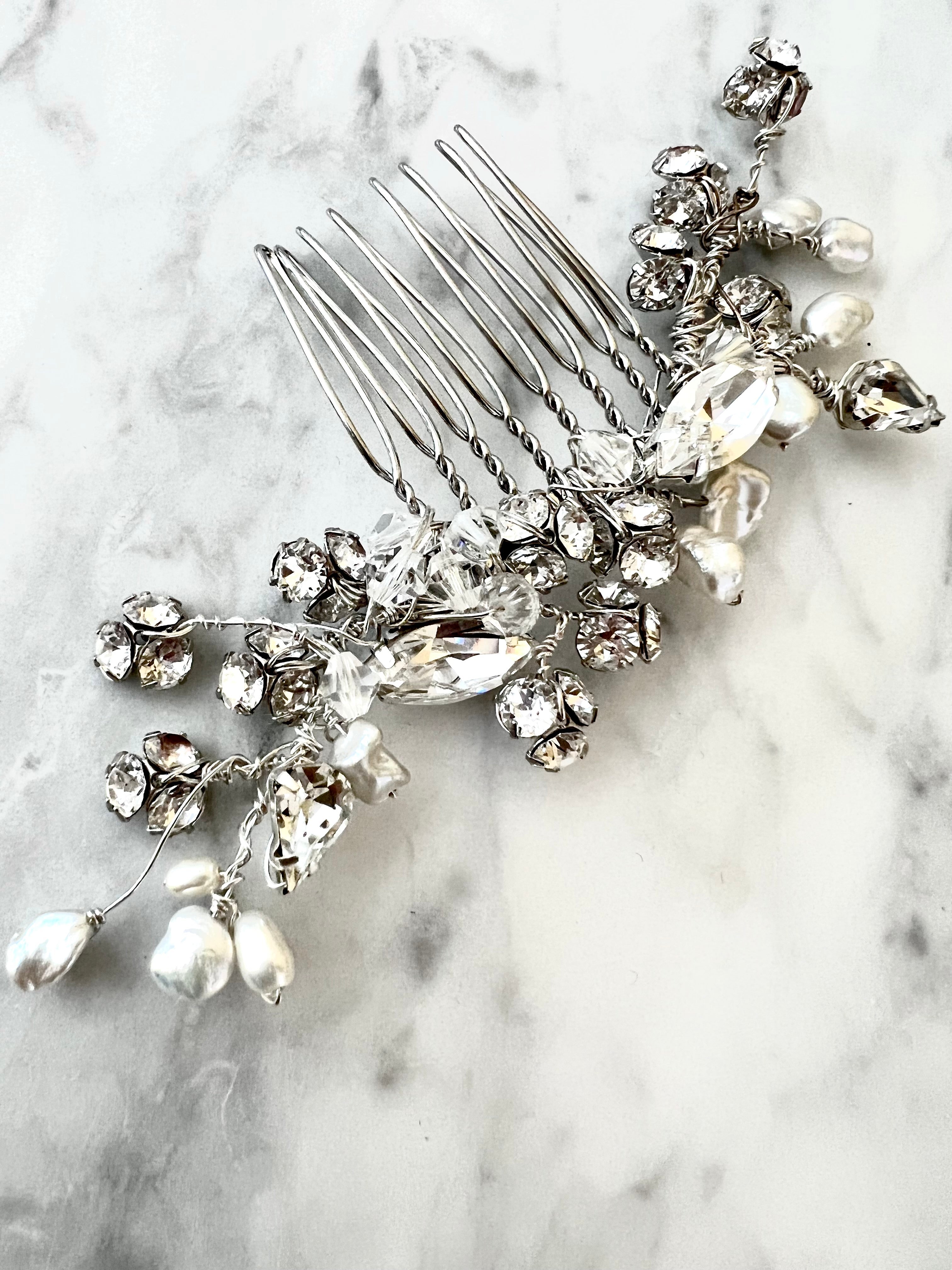 The Aida Vine Hair Comb